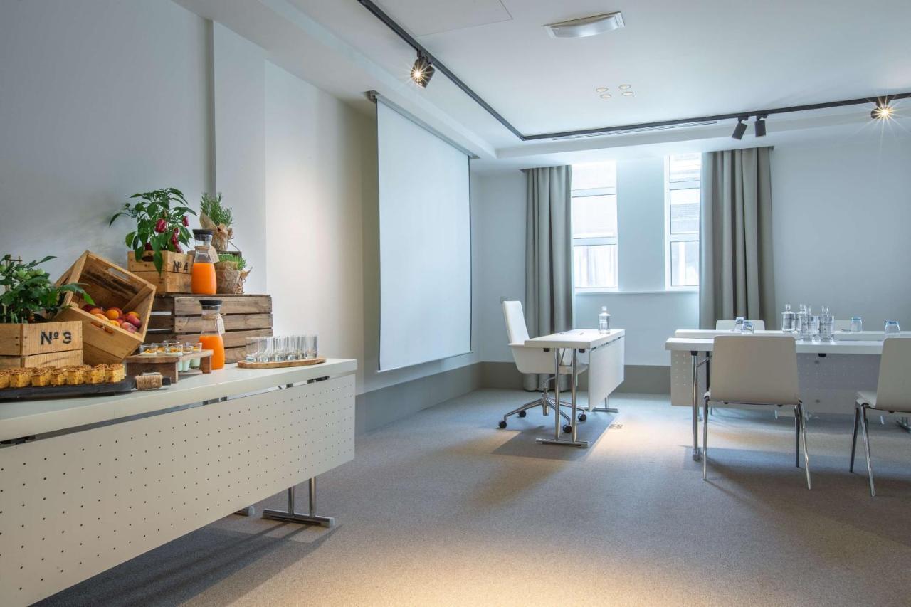 Radisson Blu Hotel, Centre